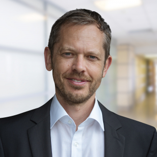 CREALOGIX Thomas Scheppe
